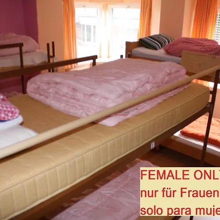 Hostel Oldtown Otter *