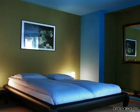 Oldtown Otter Hostel