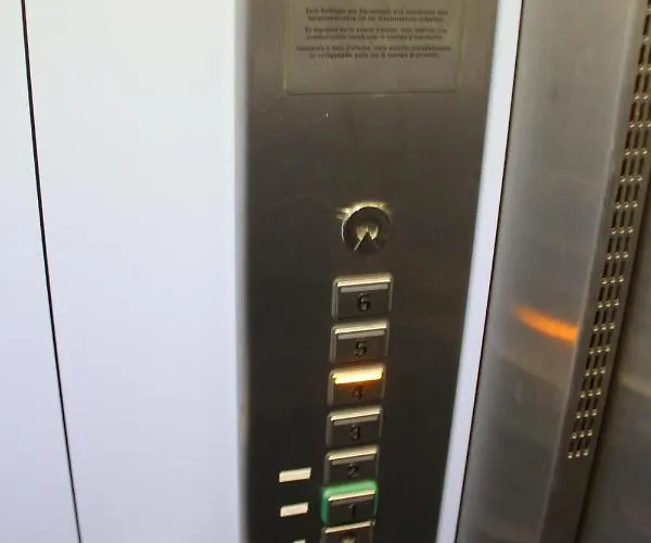 水獭旧城区旅舍