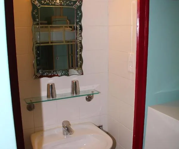 Хостел Oldtown Otter *