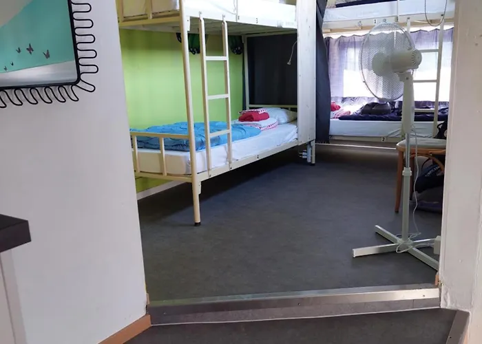 水獭旧城区旅舍 *